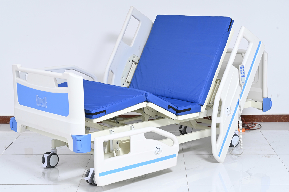 ABS Headboard Electric Hospital Nursing Bed 3 Function 200KG Load Medical Castors